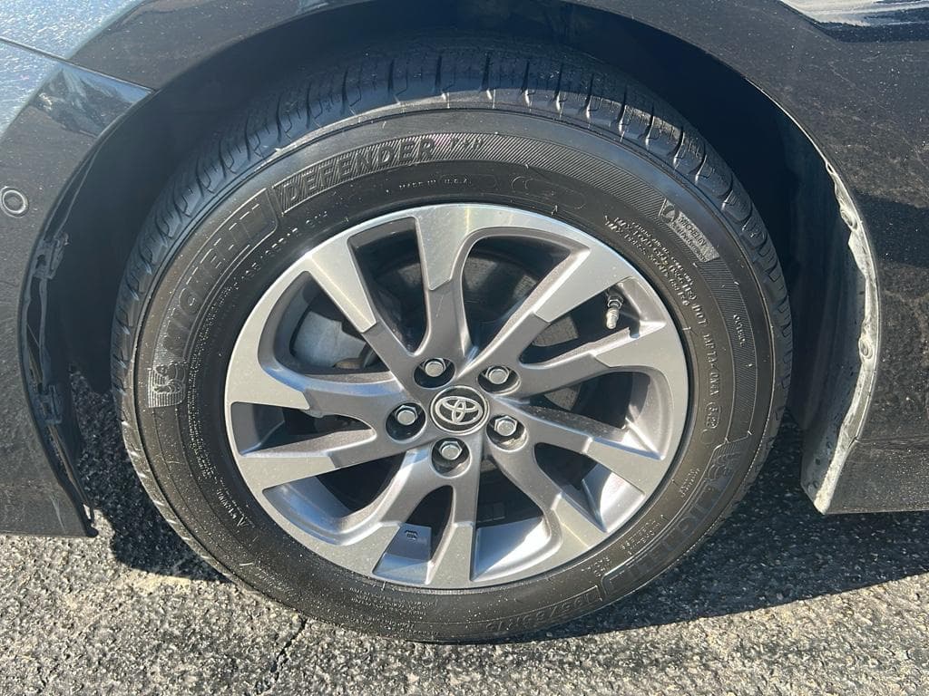 2019 Toyota Prius view 24