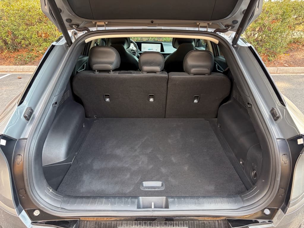 2022 Kia EV6 view 28