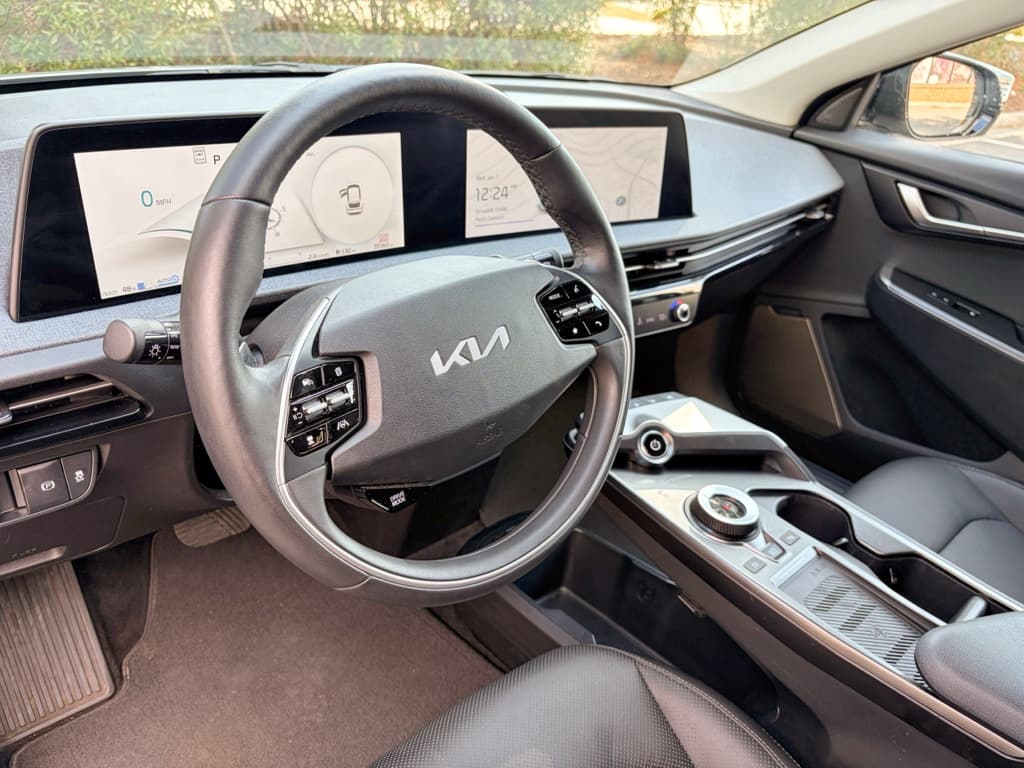 2022 Kia EV6 view 19