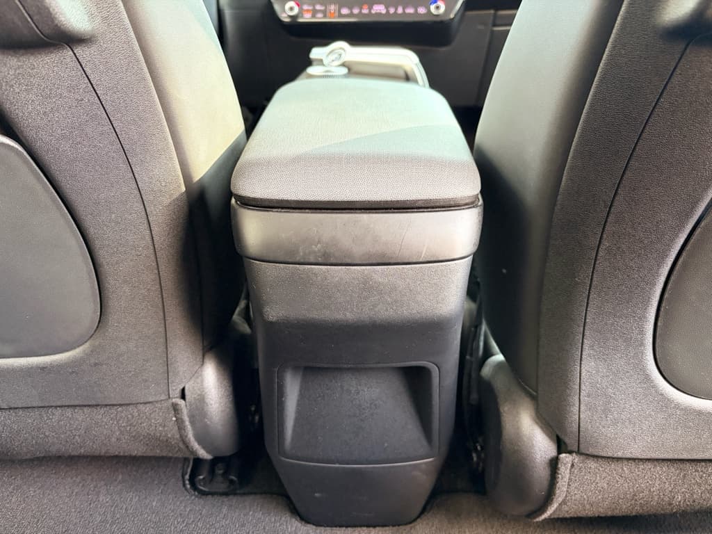 2022 Kia EV6 view 23