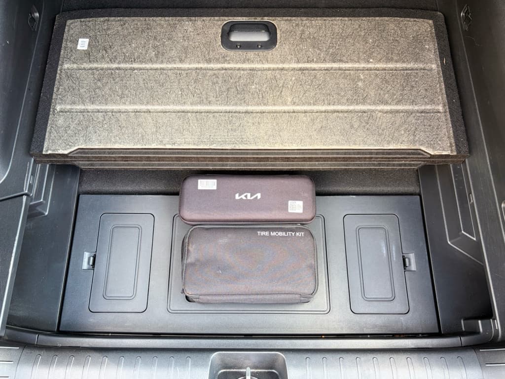 2022 Kia EV6 view 29