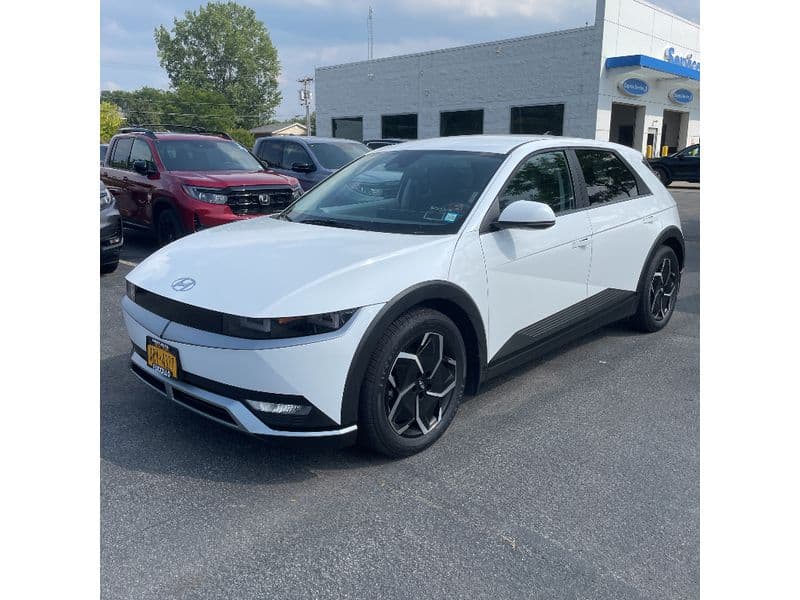 2022 Hyundai IONIQ 5 view 1