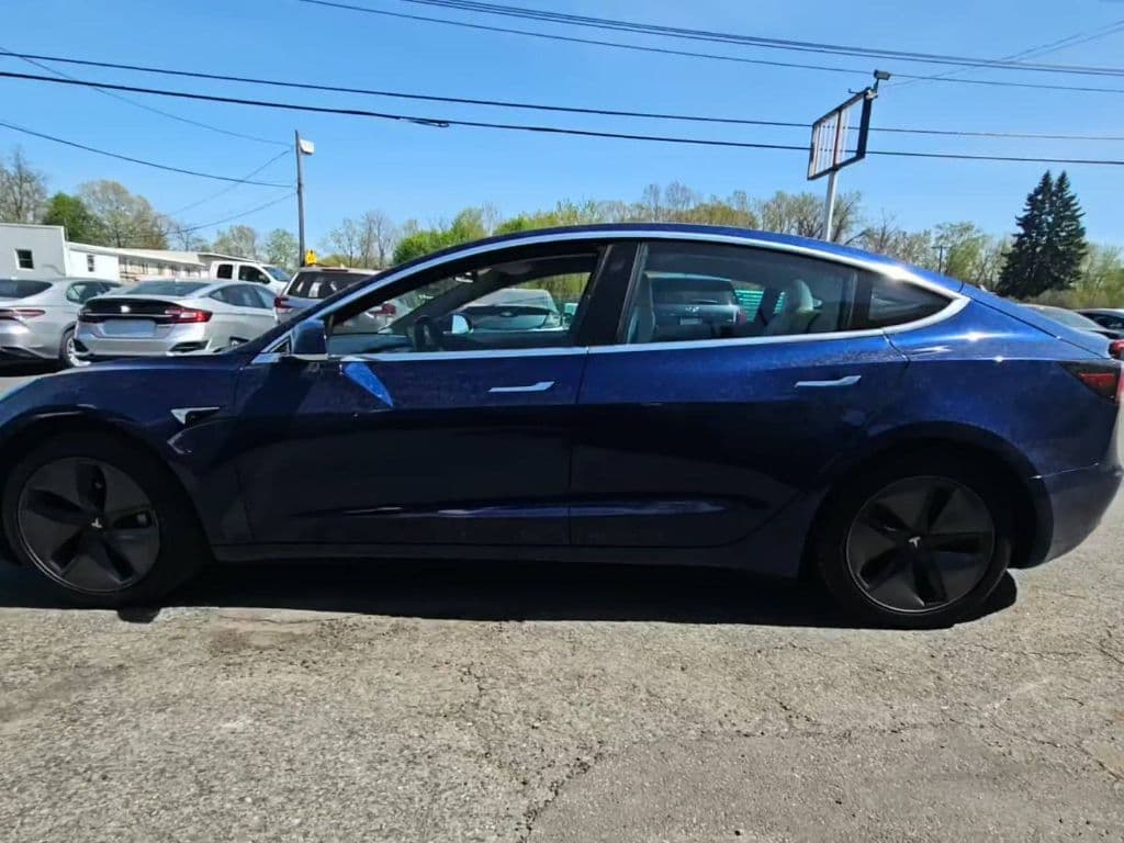 2018 Tesla Model 3 view 2