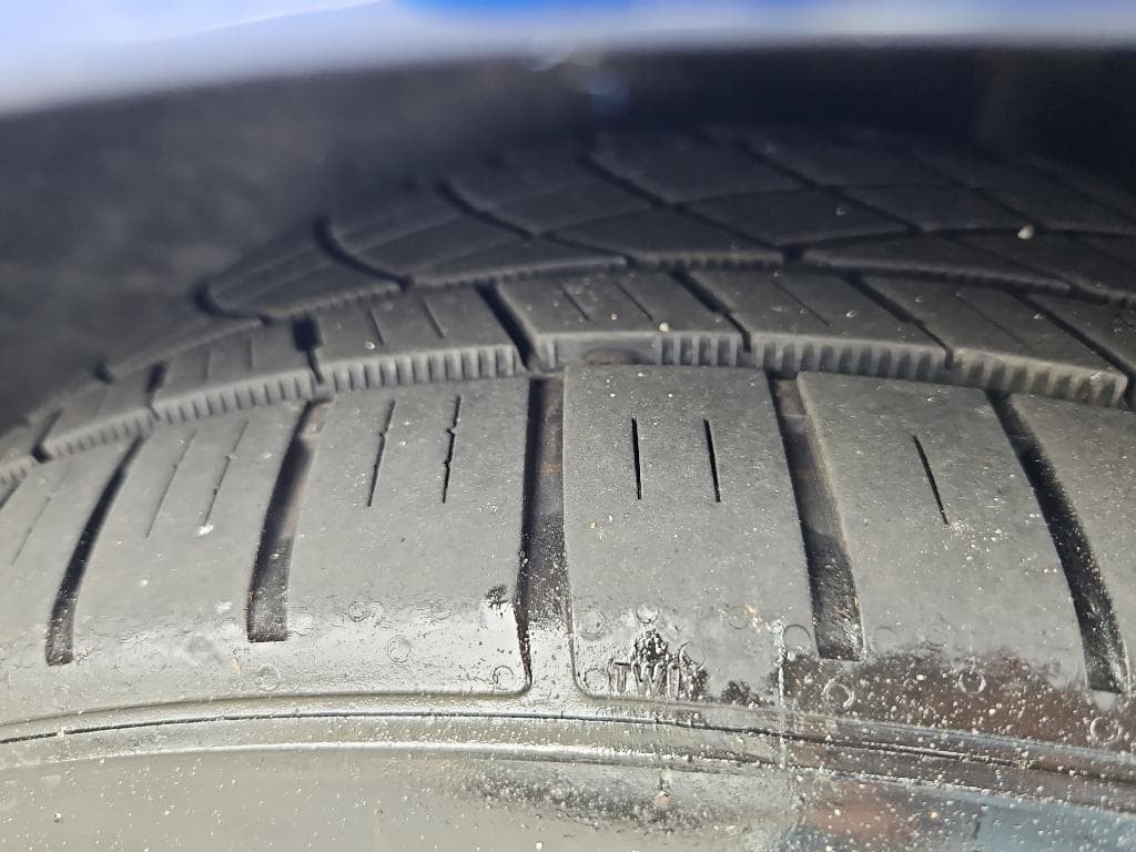 2018 Tesla Model 3 view 25