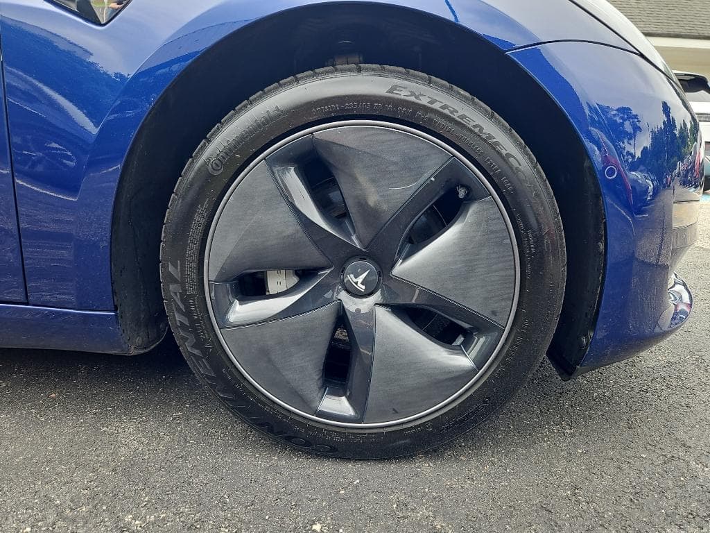 2018 Tesla Model 3 view 27
