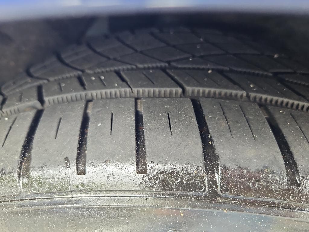 2018 Tesla Model 3 view 30