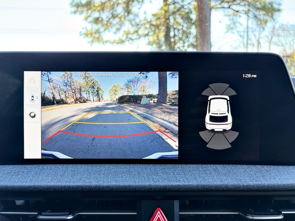 2022 Kia EV6 view 14