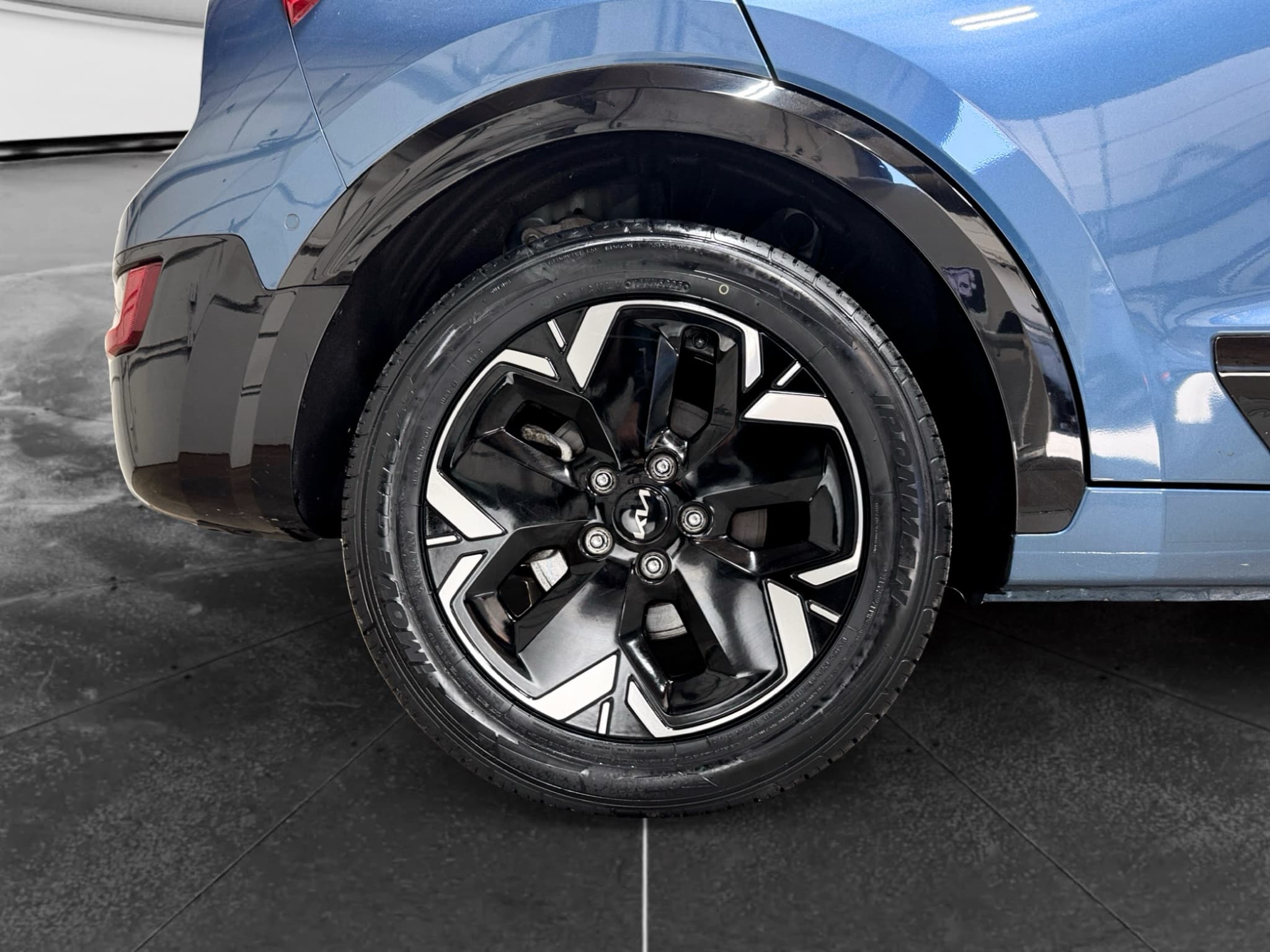2024 Kia Niro EV view 31