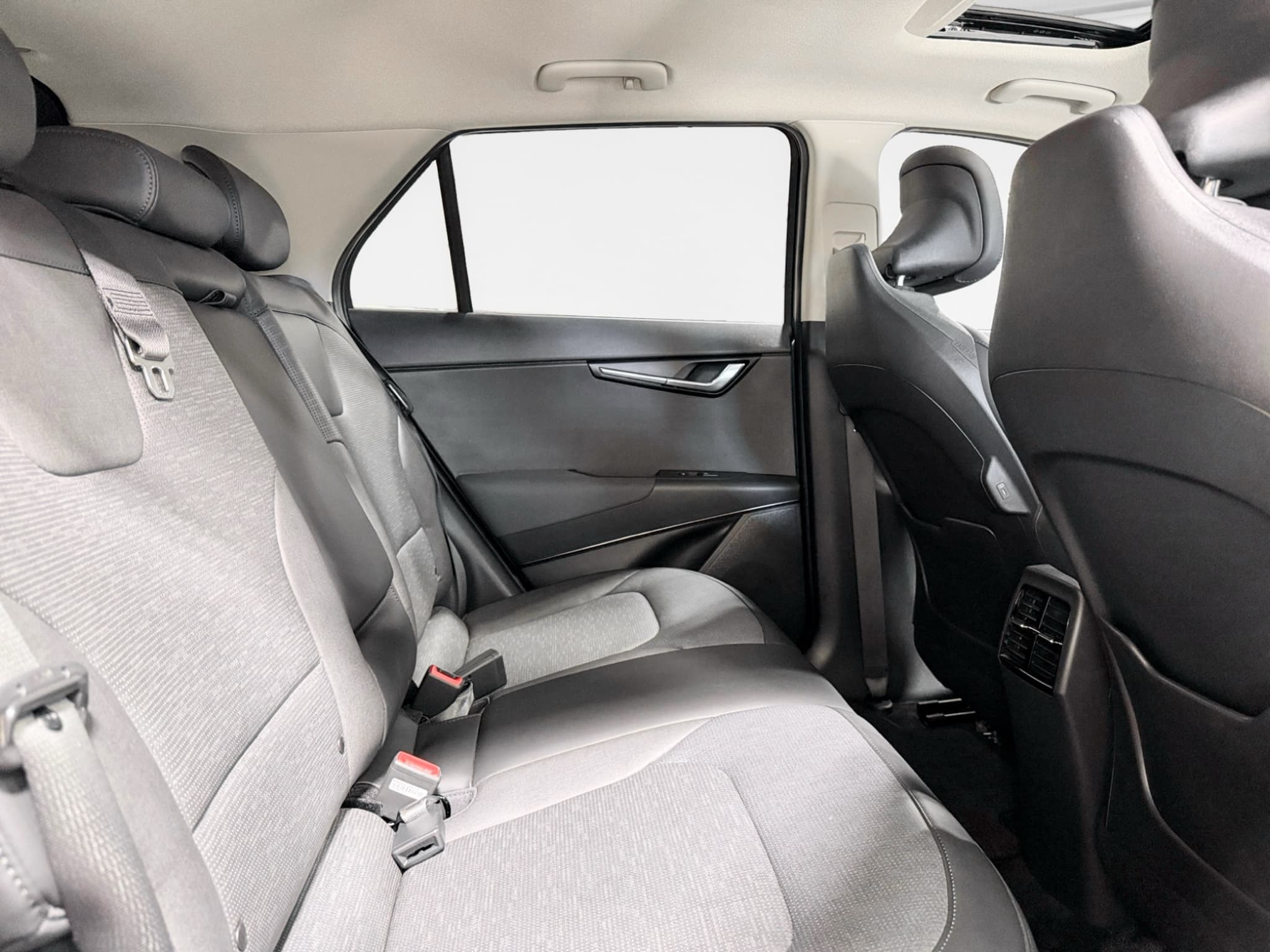 2024 Kia Niro EV view 22