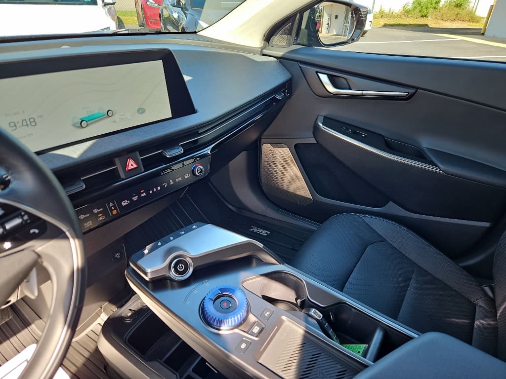 2022 Kia EV6 view 18