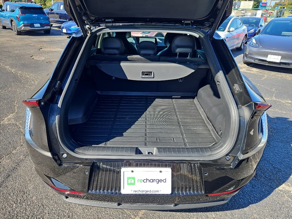 2022 Kia EV6 view 24