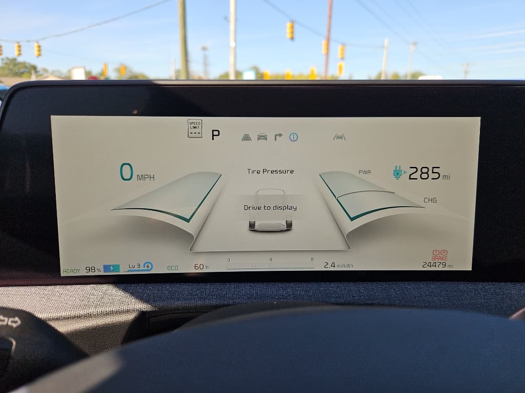 2022 Kia EV6 view 9