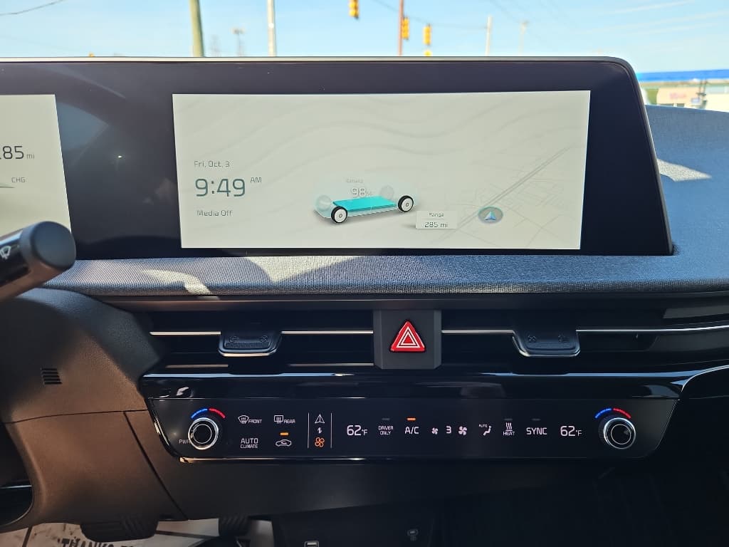2022 Kia EV6 view 10