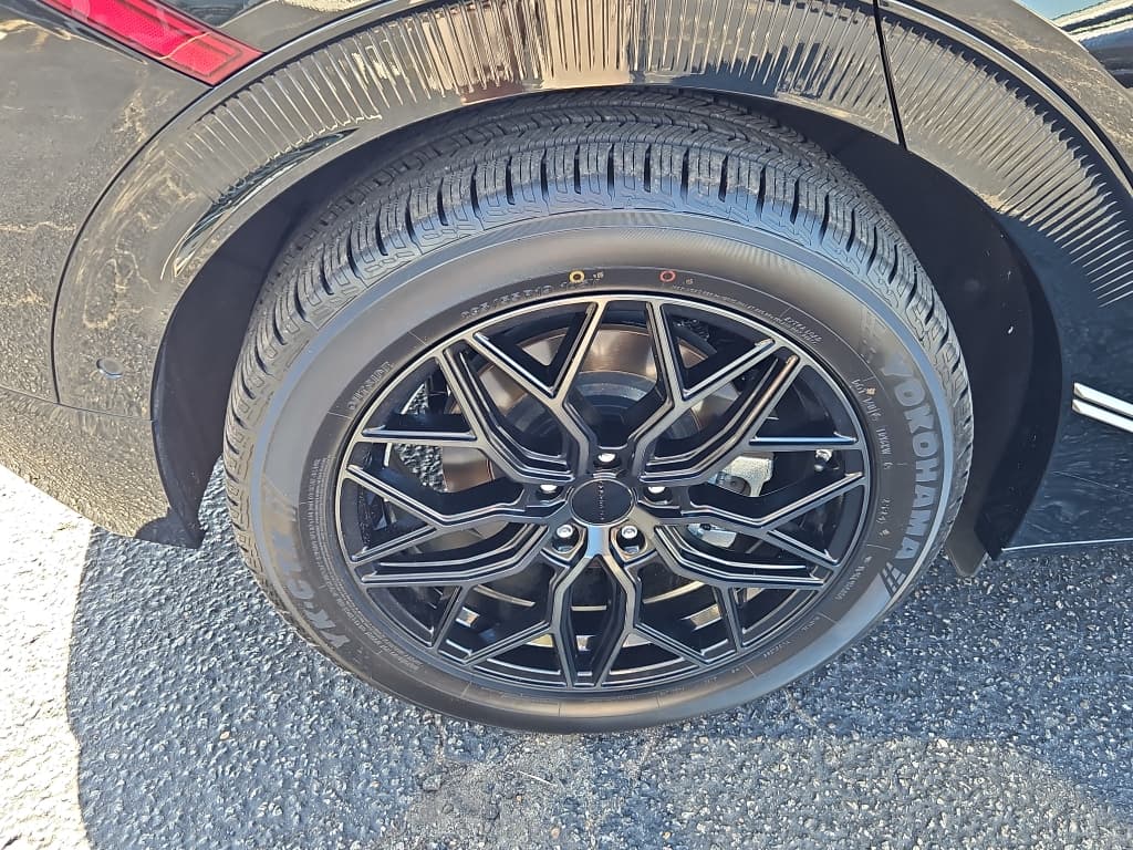 2022 Kia EV6 view 32
