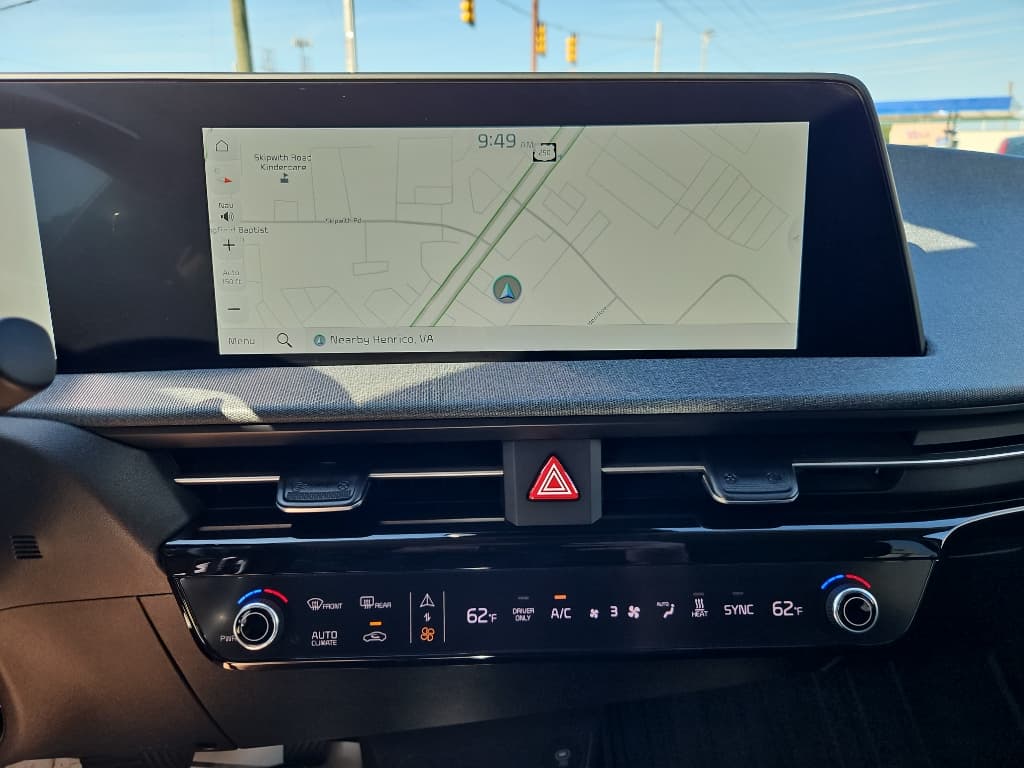 2022 Kia EV6 view 13