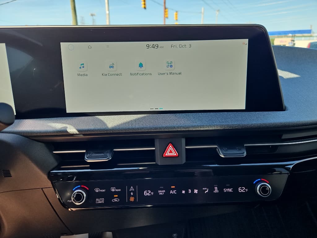 2022 Kia EV6 view 12