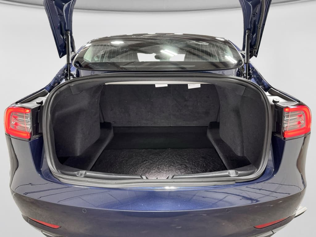 2018 Tesla Model 3 view 25