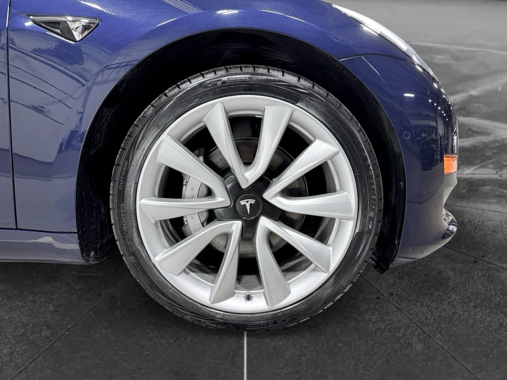 2018 Tesla Model 3 view 33