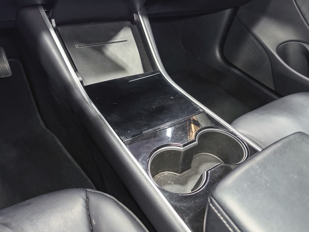 2018 Tesla Model 3 view 17