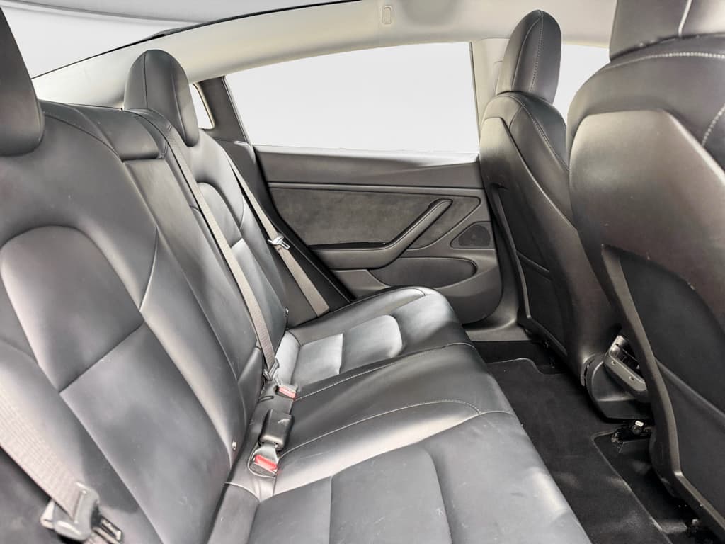 2018 Tesla Model 3 view 20
