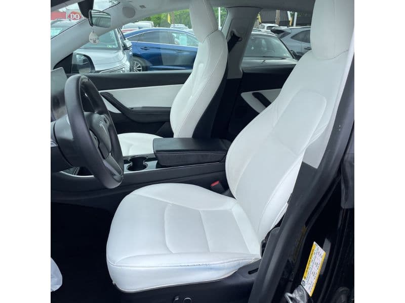 2021 Tesla Model Y view 5