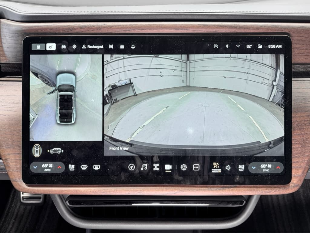 2026 Rivian R1S view 15