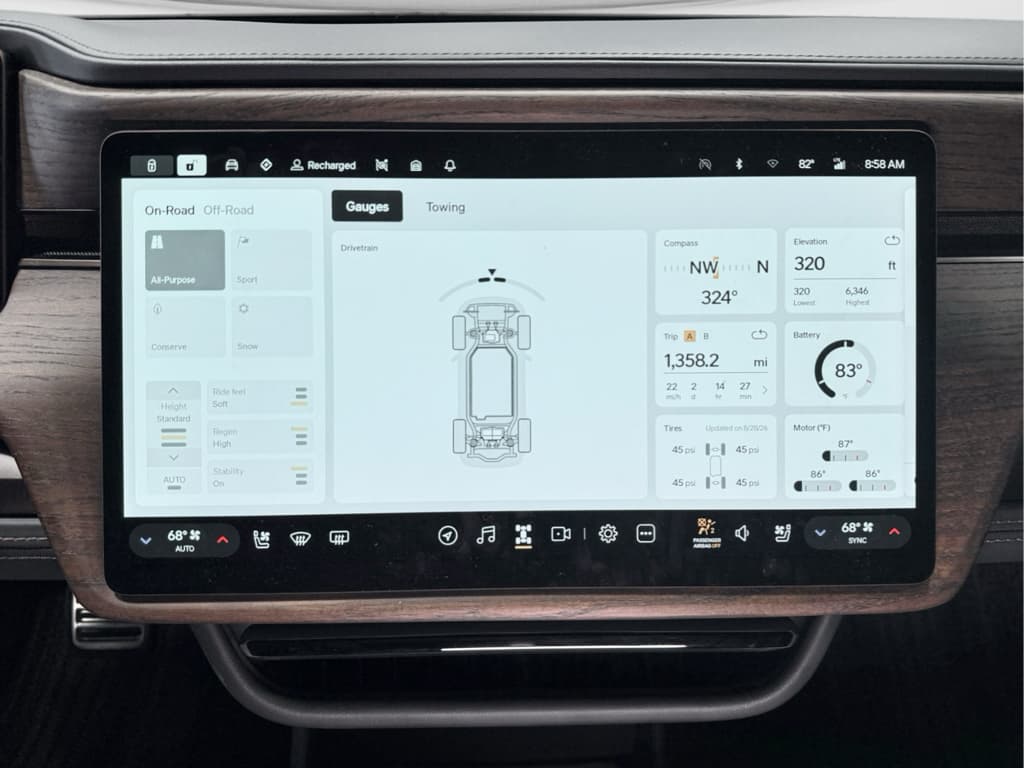2026 Rivian R1S view 11