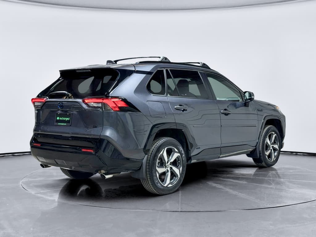 2022 Toyota RAV4 Prime view 3