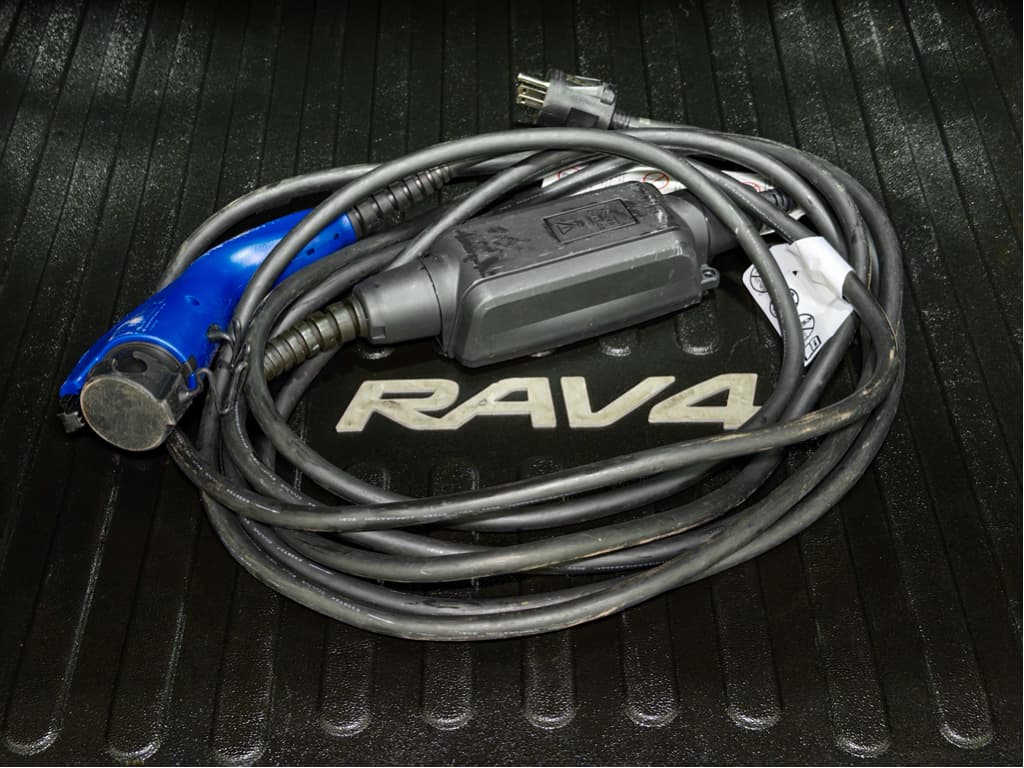 2022 Toyota RAV4 Prime view 6