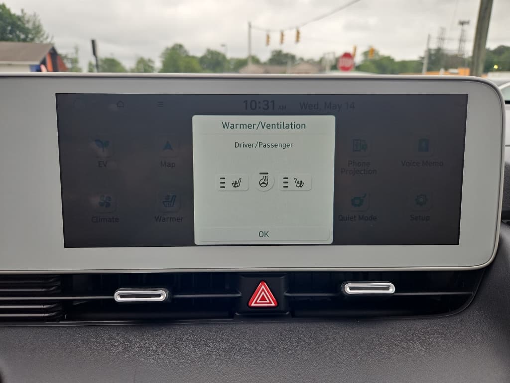 2022 Hyundai IONIQ 5 view 12