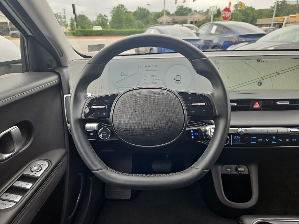 2022 Hyundai IONIQ 5 view 9