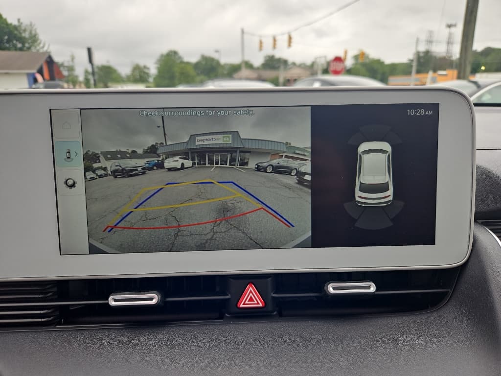 2022 Hyundai IONIQ 5 view 11