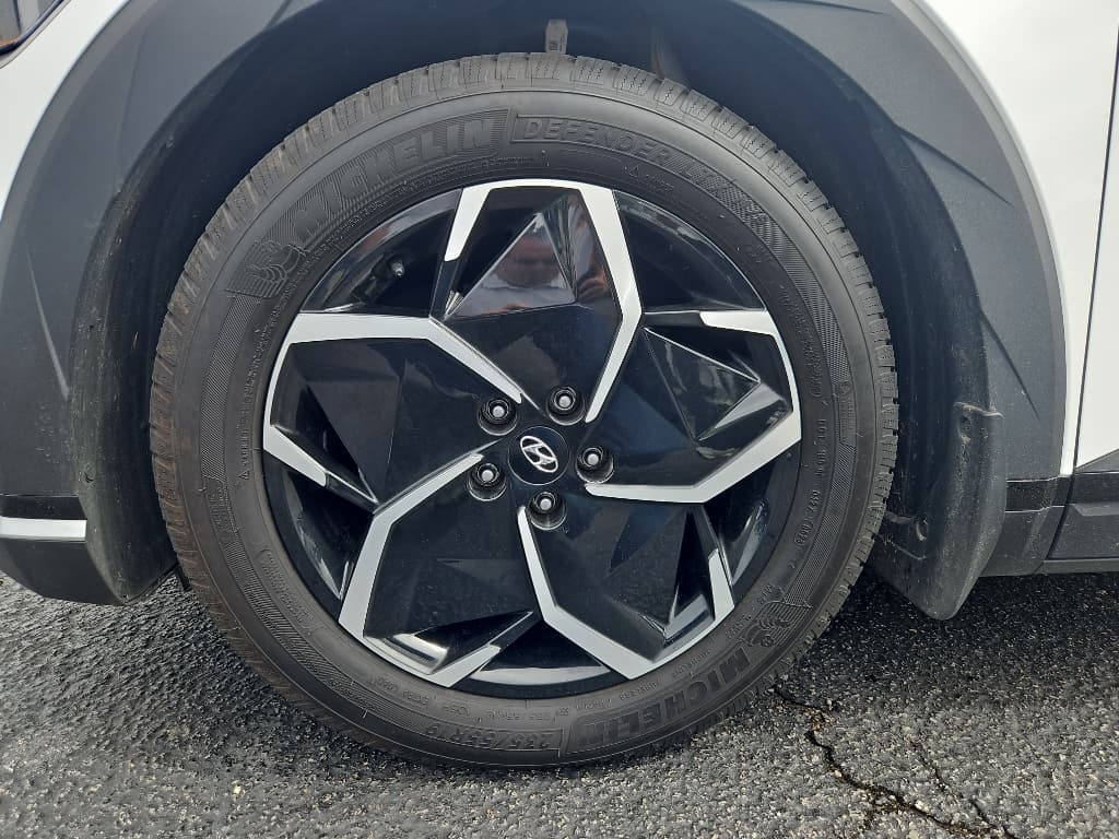 2022 Hyundai IONIQ 5 view 21