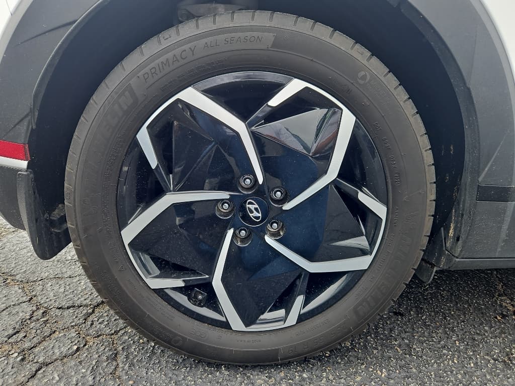2022 Hyundai IONIQ 5 view 23