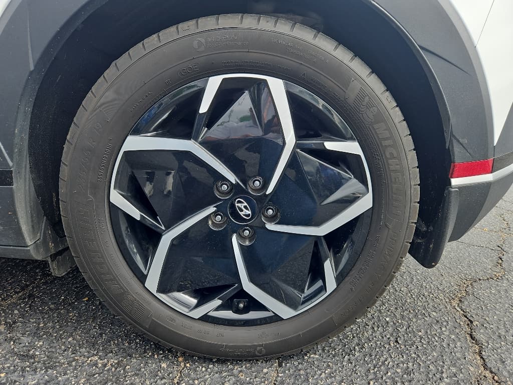 2022 Hyundai IONIQ 5 view 22