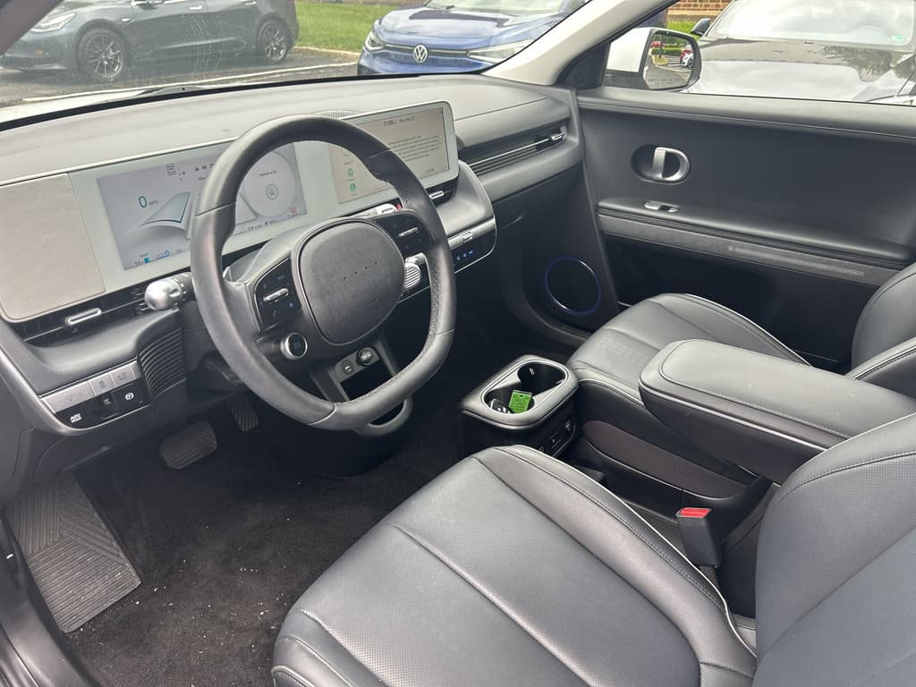 2022 Hyundai IONIQ 5 view 6