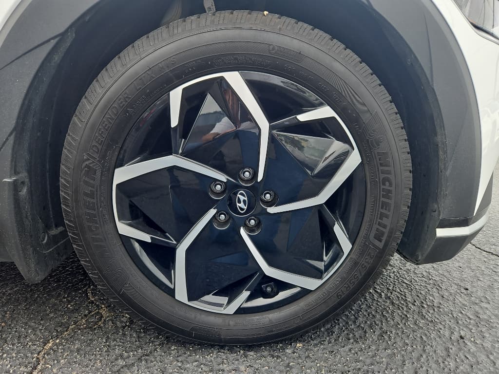 2022 Hyundai IONIQ 5 view 24