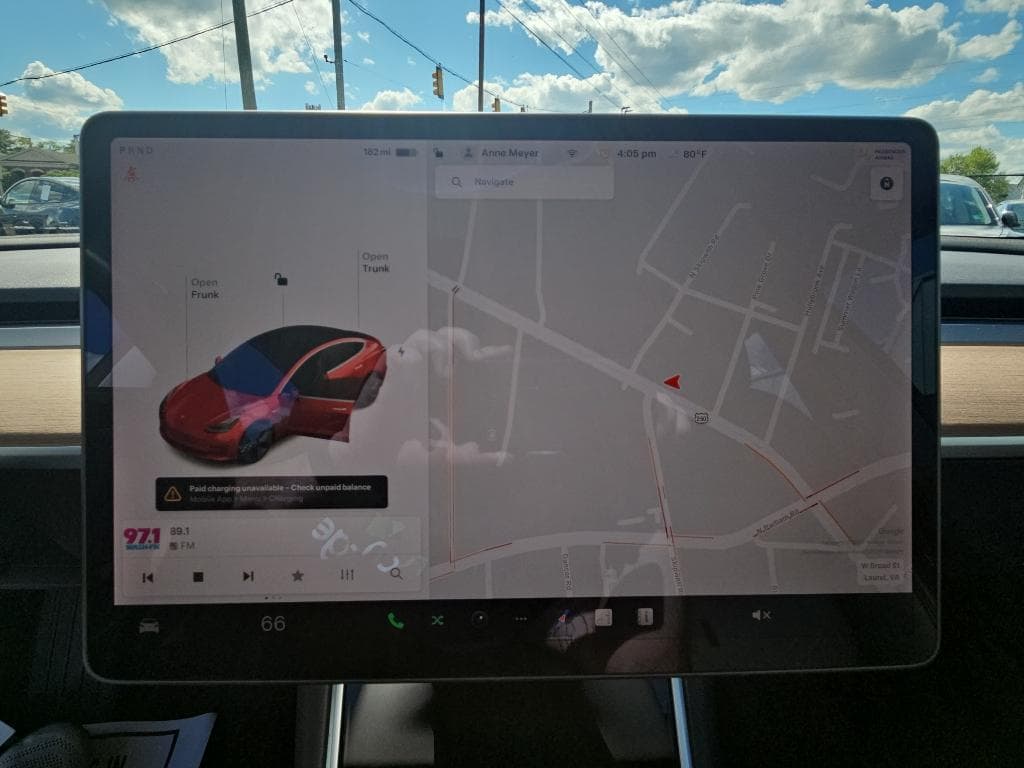 2018 Tesla Model 3 view 11