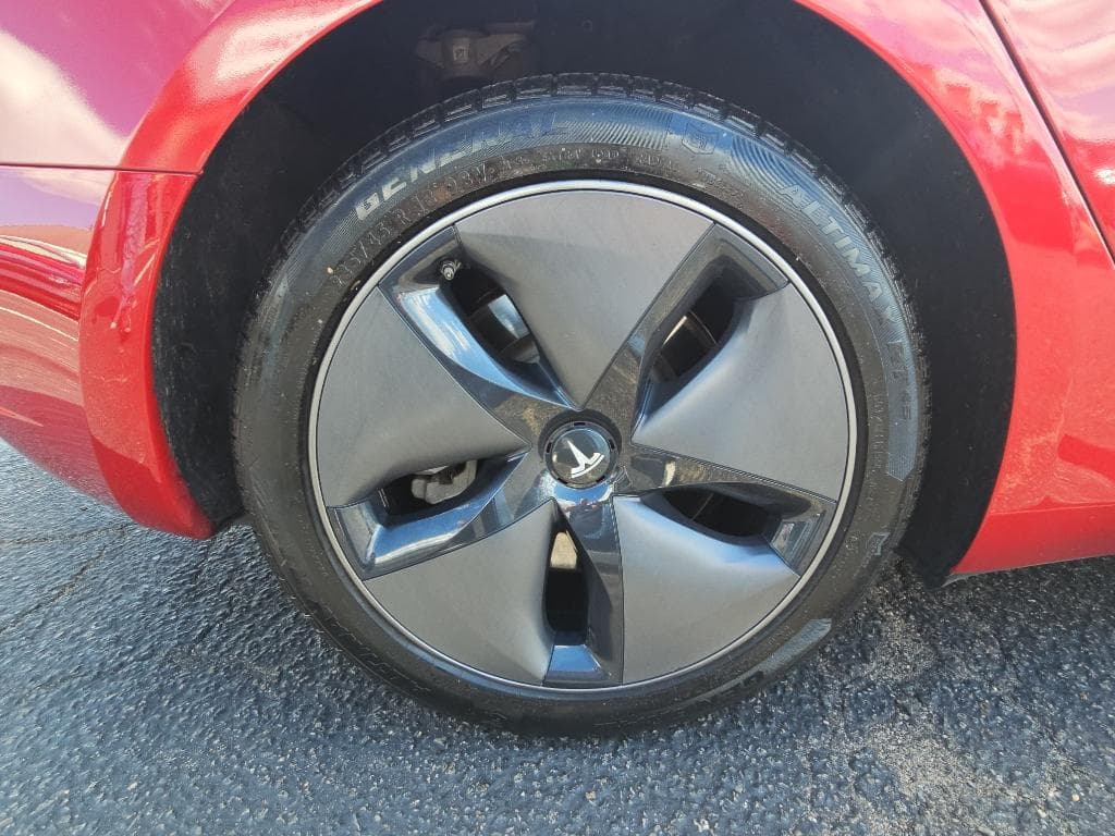2018 Tesla Model 3 view 26