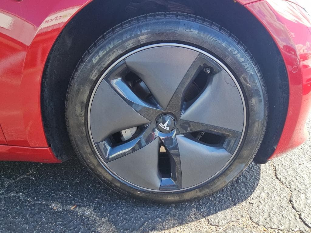 2018 Tesla Model 3 view 28