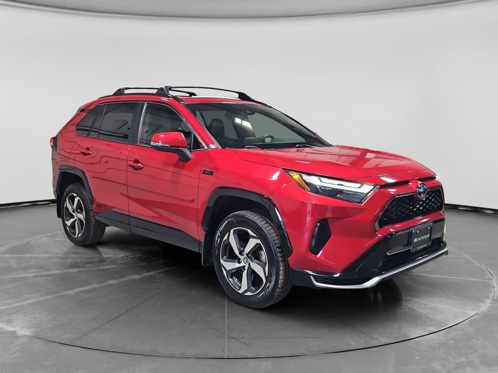 2022 Toyota RAV4 Prime view 4