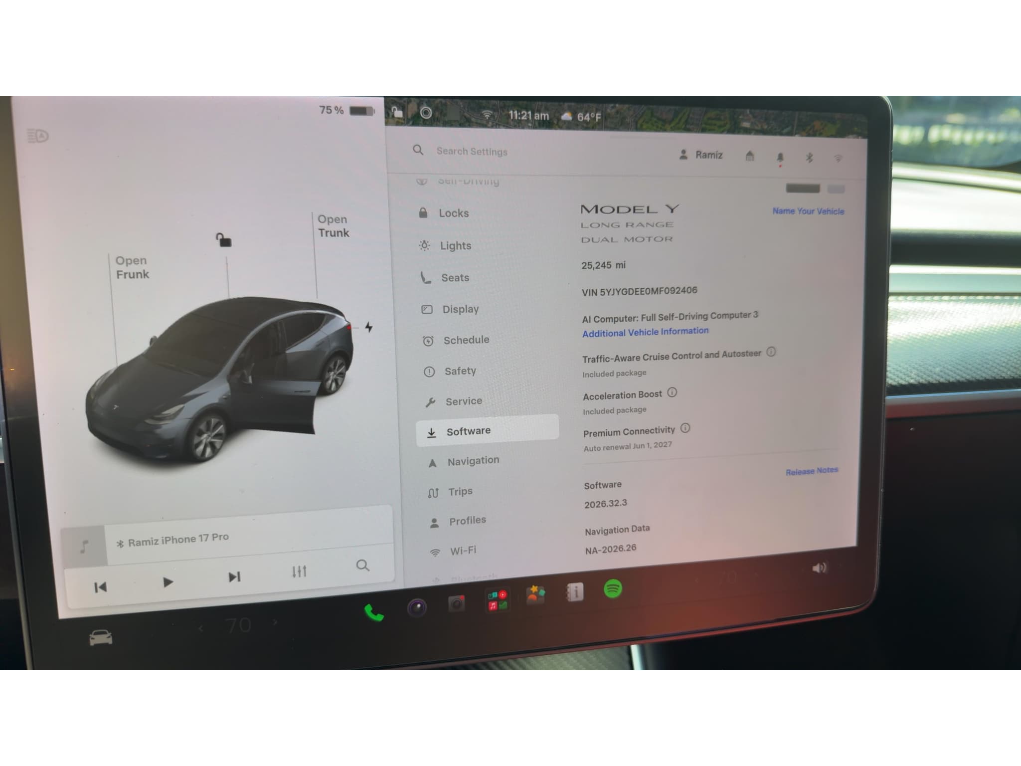 2021 Tesla Model Y view 10