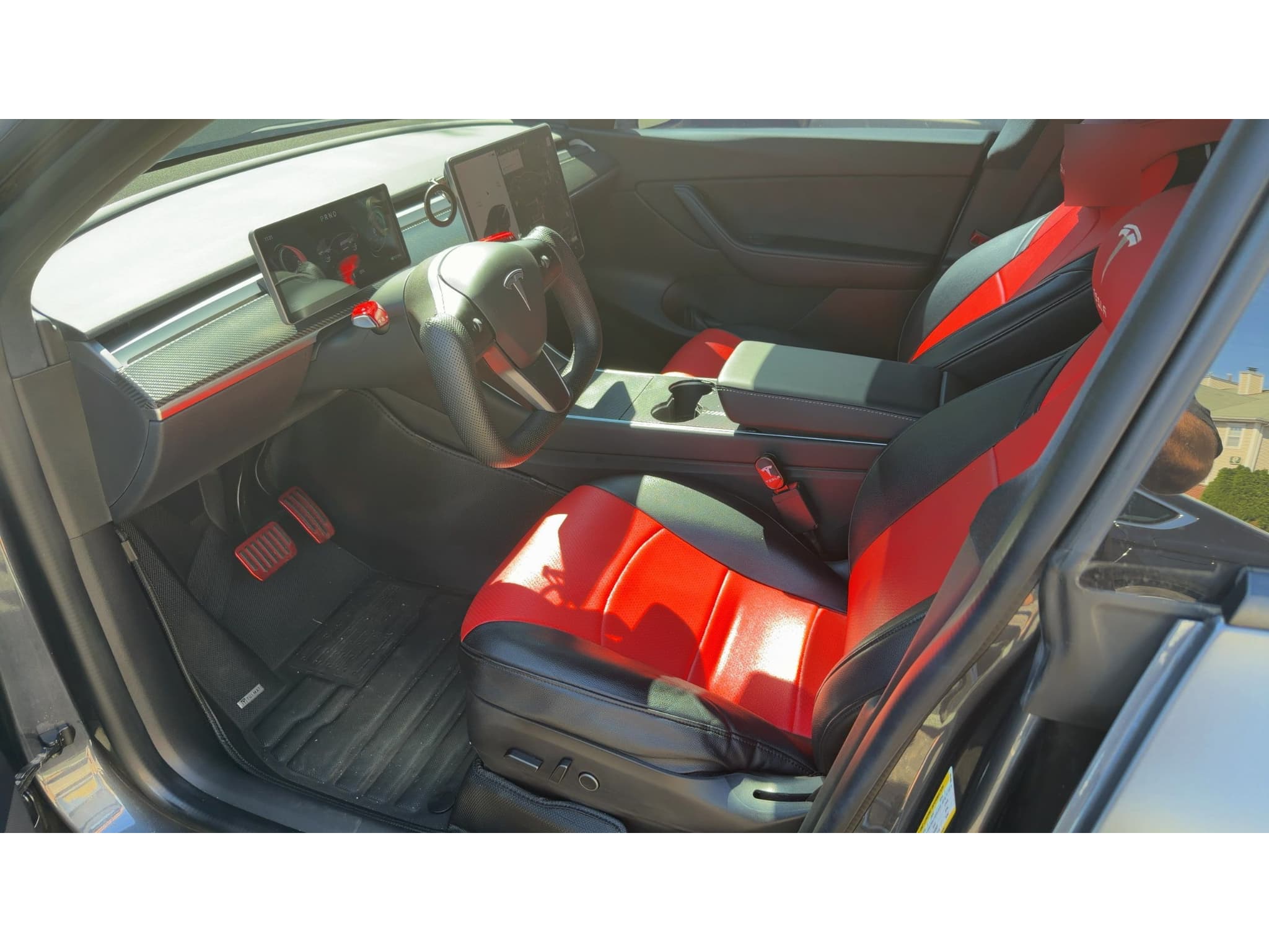 2021 Tesla Model Y view 7