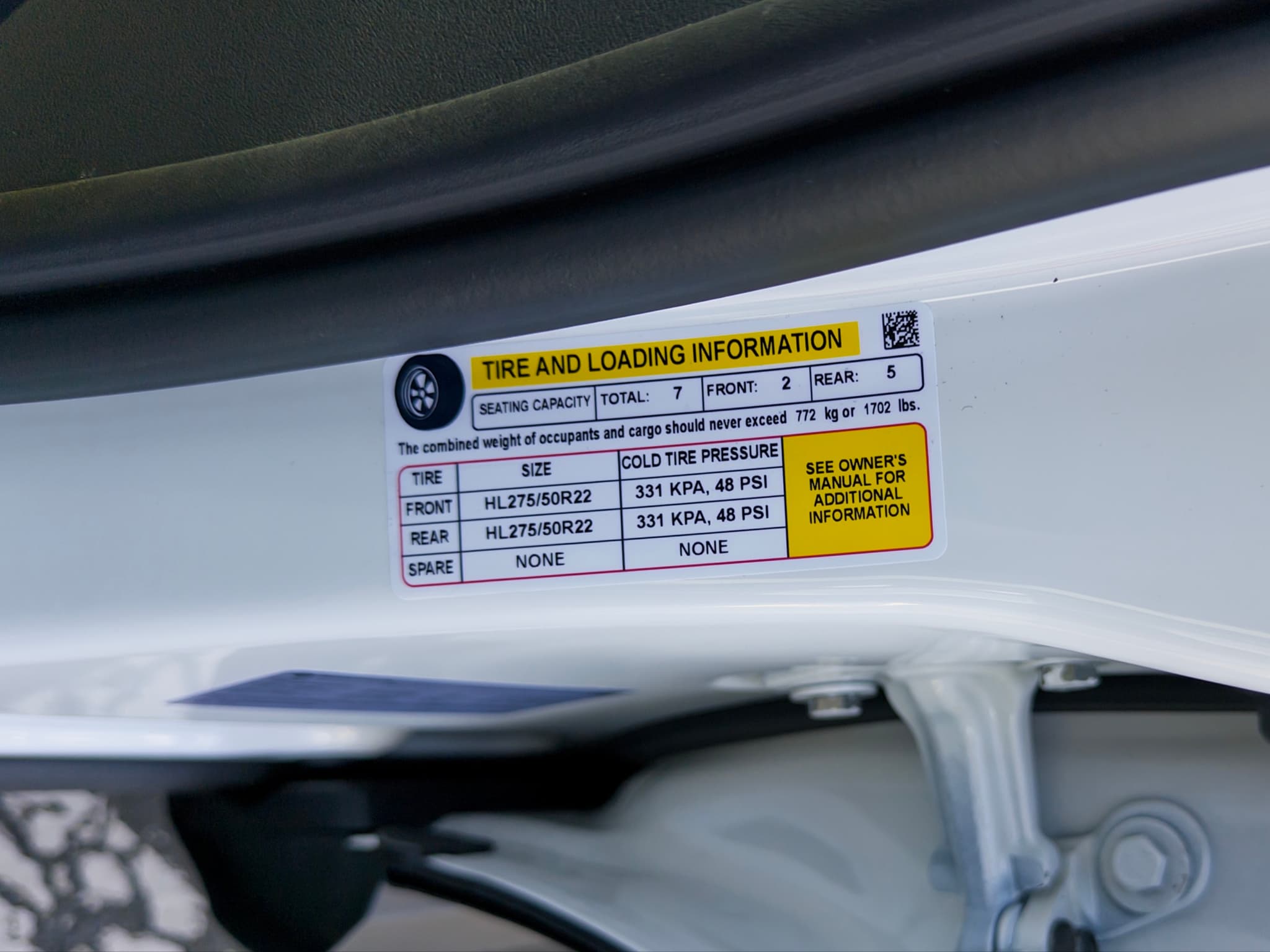 2026 Rivian R1S view 31