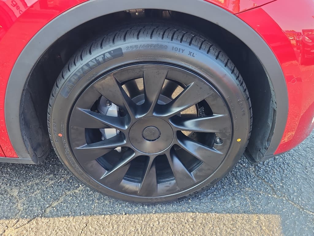2021 Tesla Model Y view 29