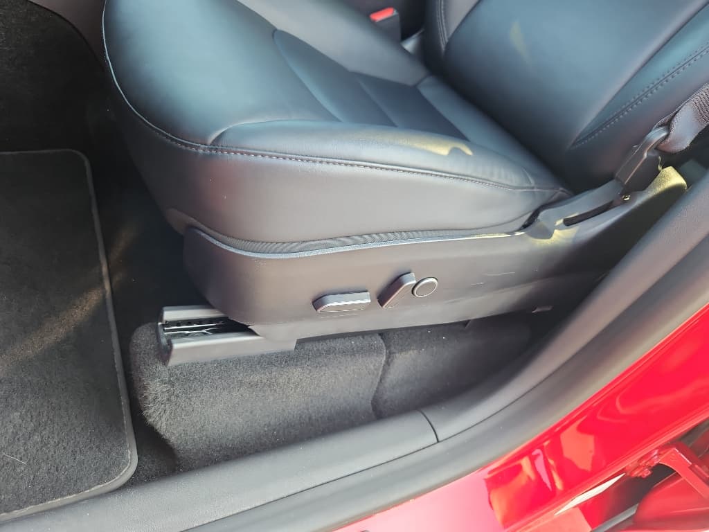 2021 Tesla Model Y view 6