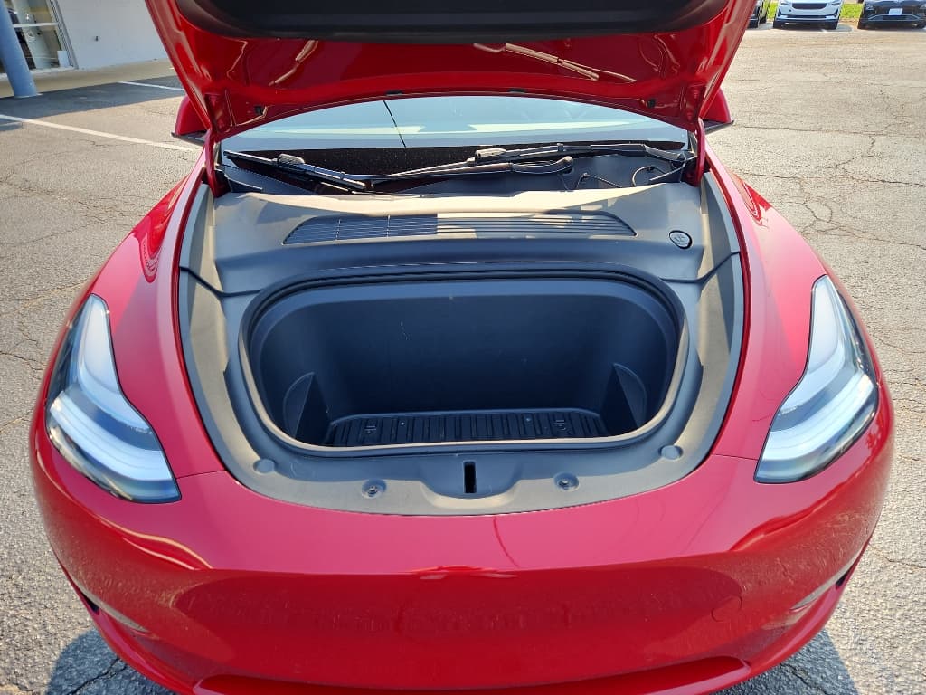 2021 Tesla Model Y view 20
