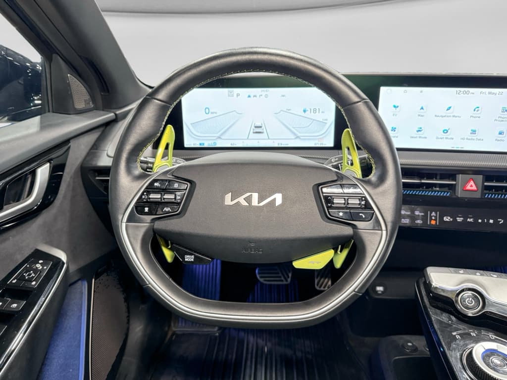 2023 Kia EV6 view 7
