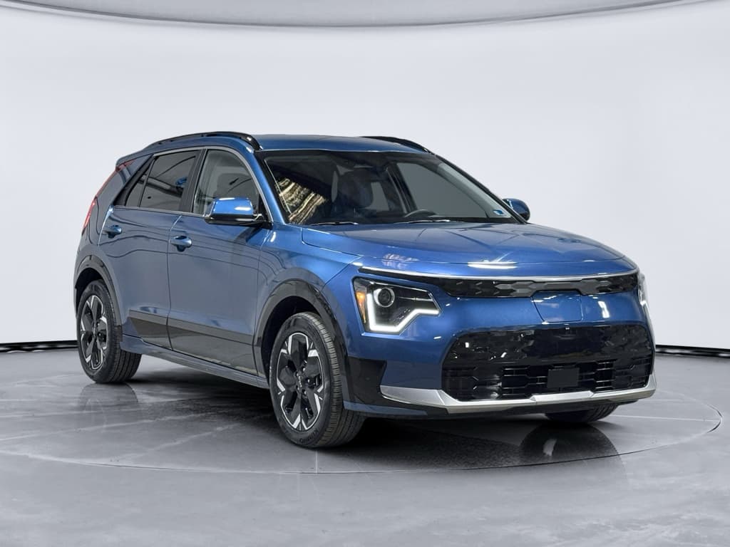 2024 Kia Niro EV view 4