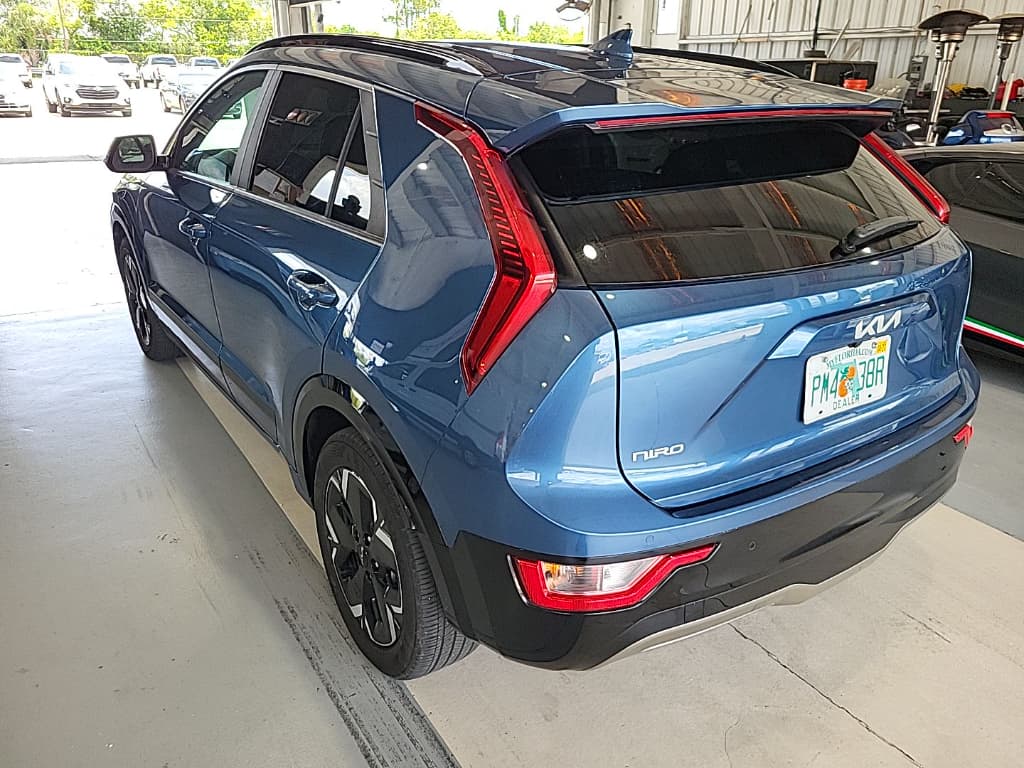 2024 Kia Niro EV view 2